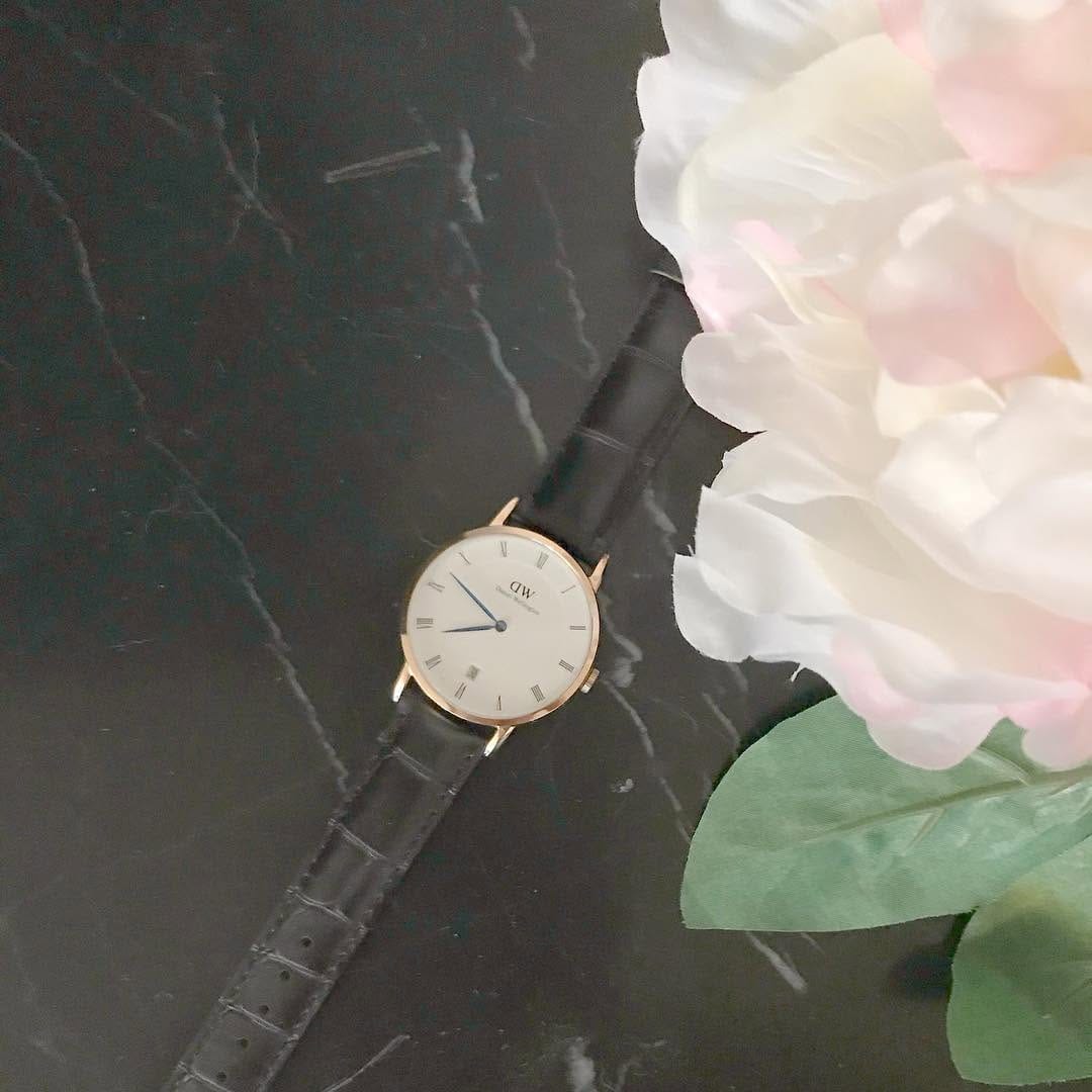 Post 5 by Jennie on Instagram (image)