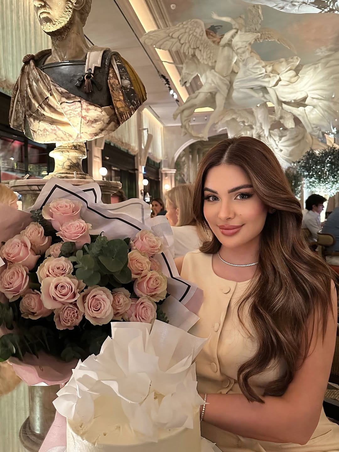 Post 4 by Dr. Zerrin Kamaran on Instagram (carousel)