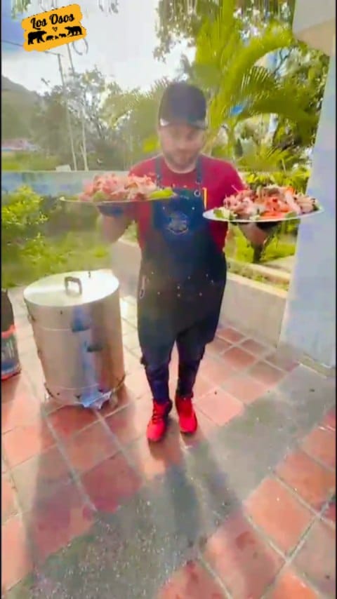 Post 7 by Losososfood on Instagram (video)