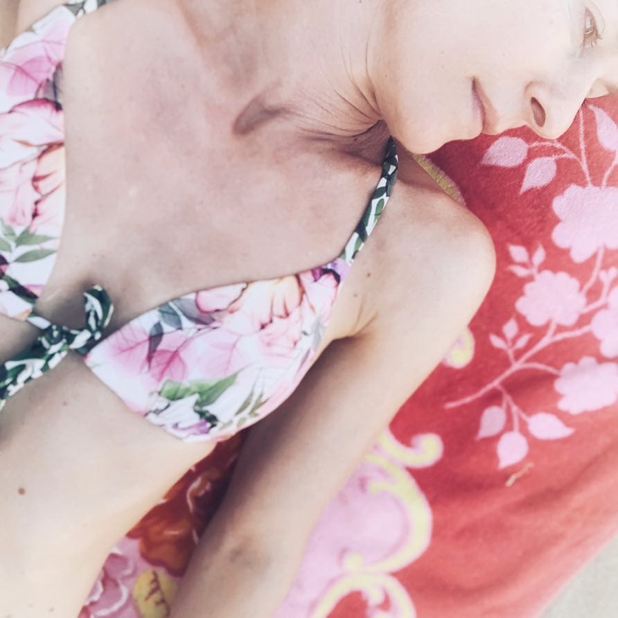 Post 1 by Lisa Martinek official on Instagram (image)