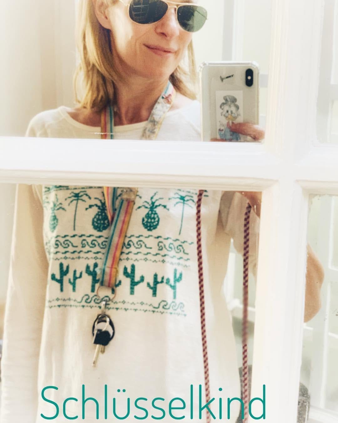 Post 9 by Lisa Martinek official on Instagram (image)