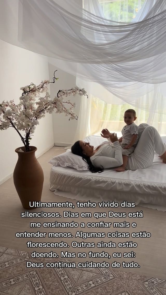 Post 1 by Amanda Vieira Dias on Instagram (video)