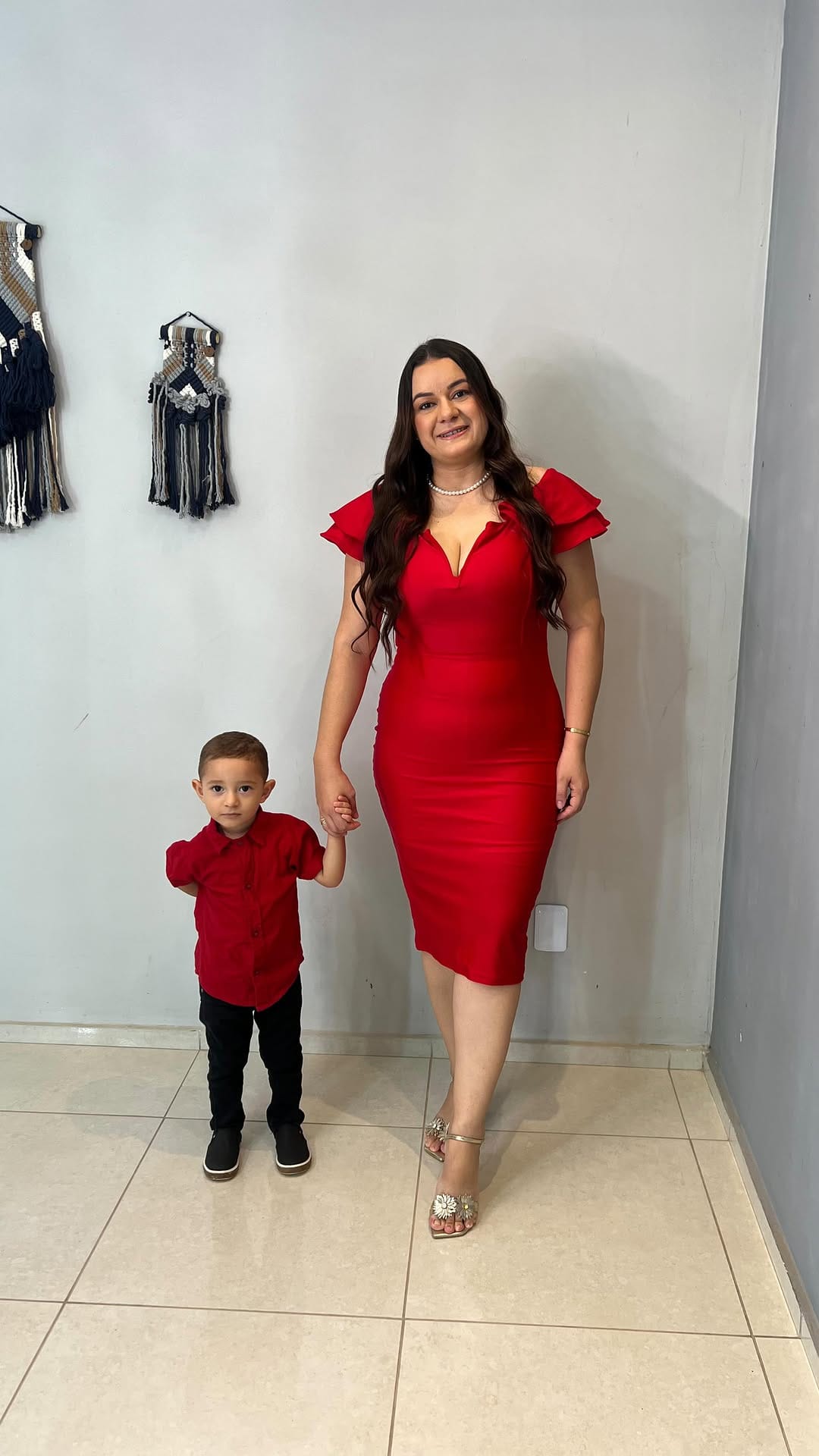 Post 8 by Amanda Vieira Dias on Instagram (video)