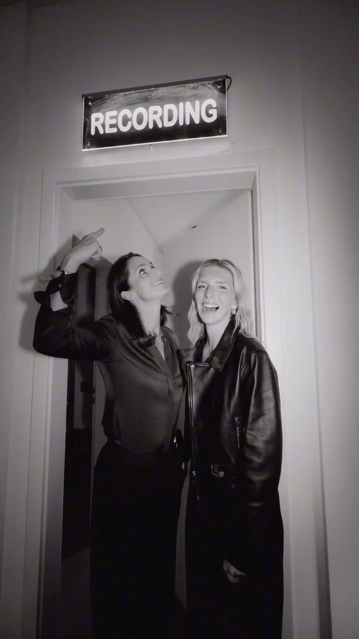 Post 10 by Verena Pausder on Instagram (video)