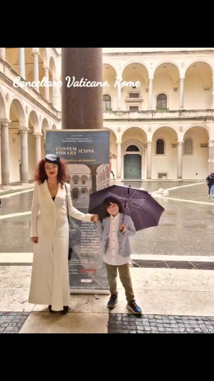 Post 7 by Goldyn on Instagram (video)