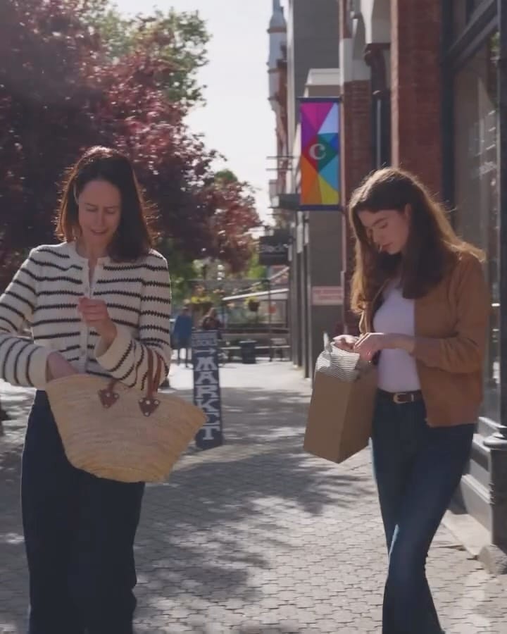 Post 9 by Glow Jar Beauty™ on Instagram (video)