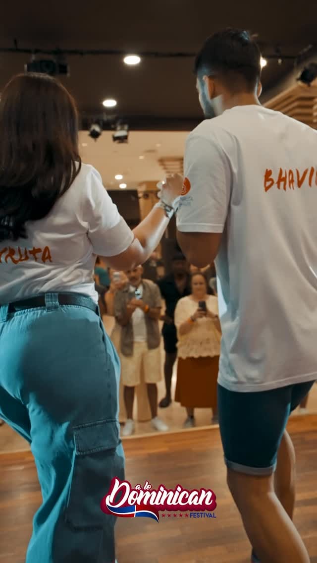 Post 7 by Bhavin & Soonruta BachataSalsa on Instagram (video)