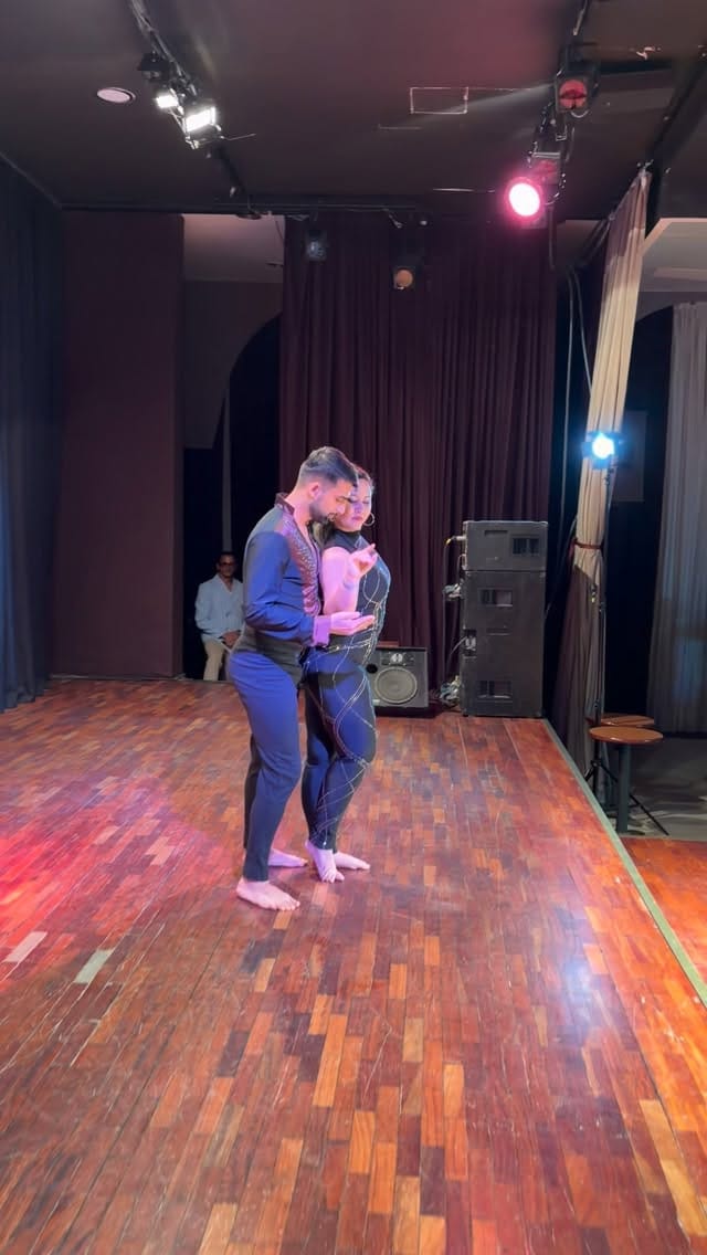 Post 6 by Bhavin & Soonruta BachataSalsa on Instagram (video)
