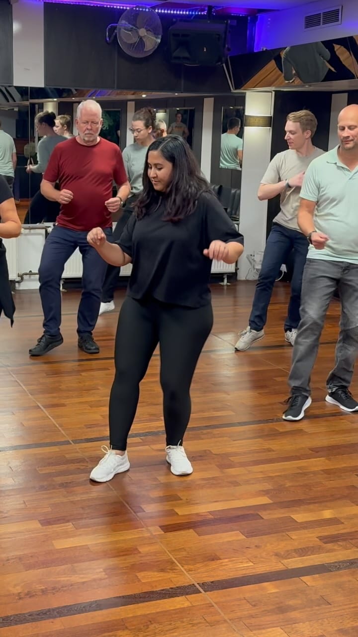 Post 8 by Bhavin & Soonruta BachataSalsa on Instagram (video)
