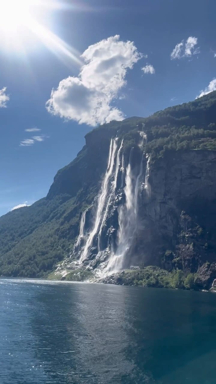 Post 9 by Valeria Bykova on Instagram (video)