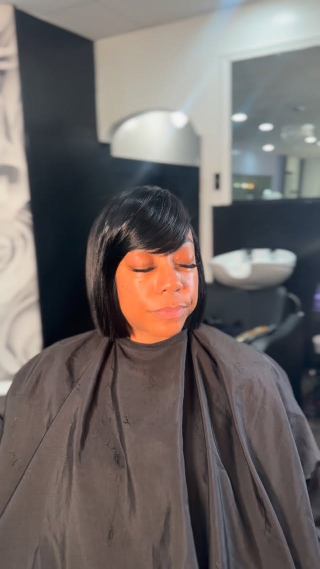 Post 4 by Ee’Luxor Essentials on Instagram (video)