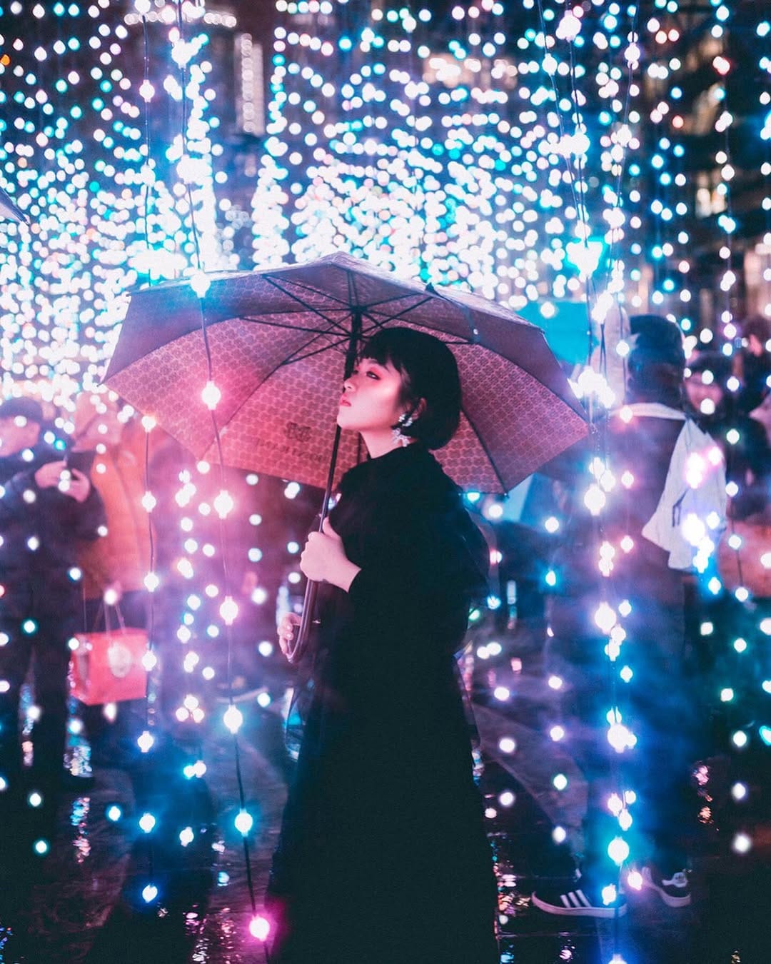 Post 5 by DANIELE CHEN on Instagram (carousel)