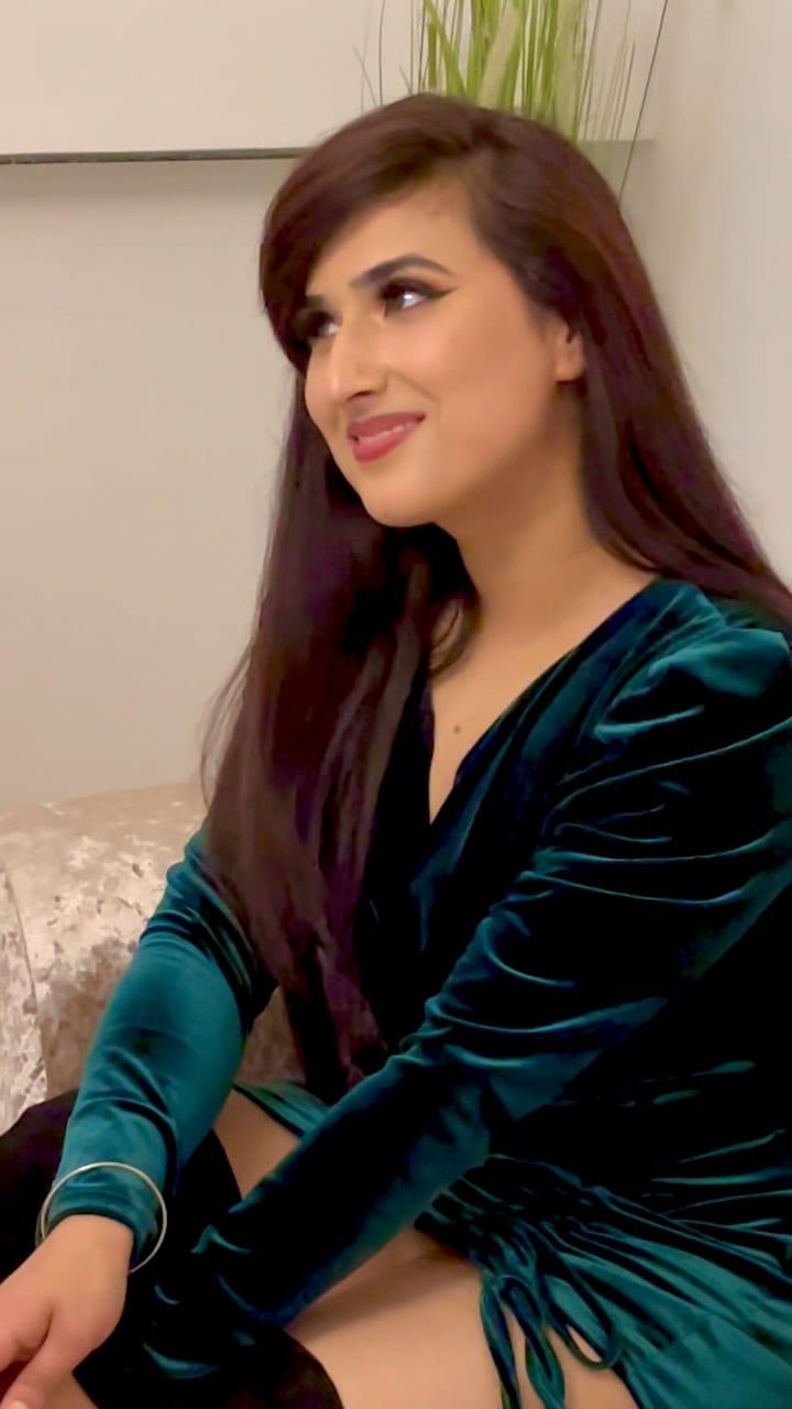 Post 10 by Kammy Kaur on Instagram (video)