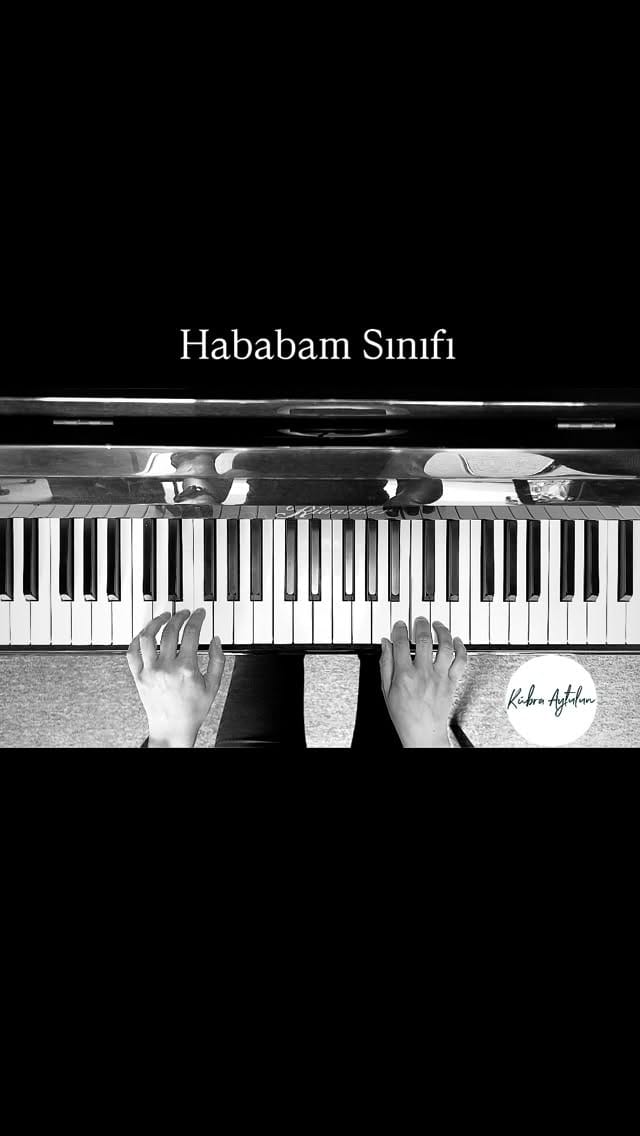 Post 1 by M.E.B Kübra Aytulun Sanat Akademisi on Instagram (video)