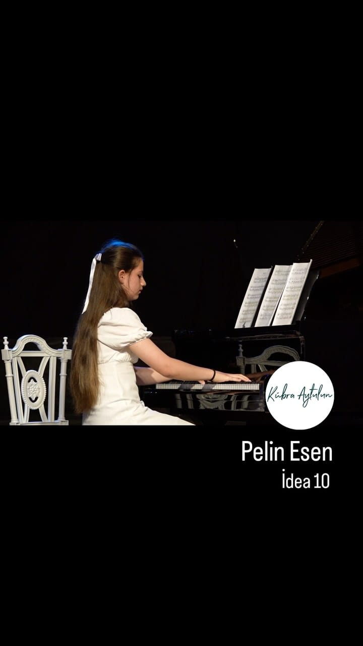 Post 5 by M.E.B Kübra Aytulun Sanat Akademisi on Instagram (video)