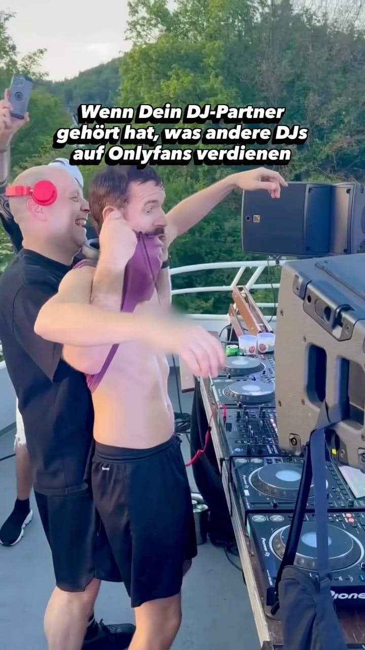 Post 7 by AKA AKA on Instagram (video)