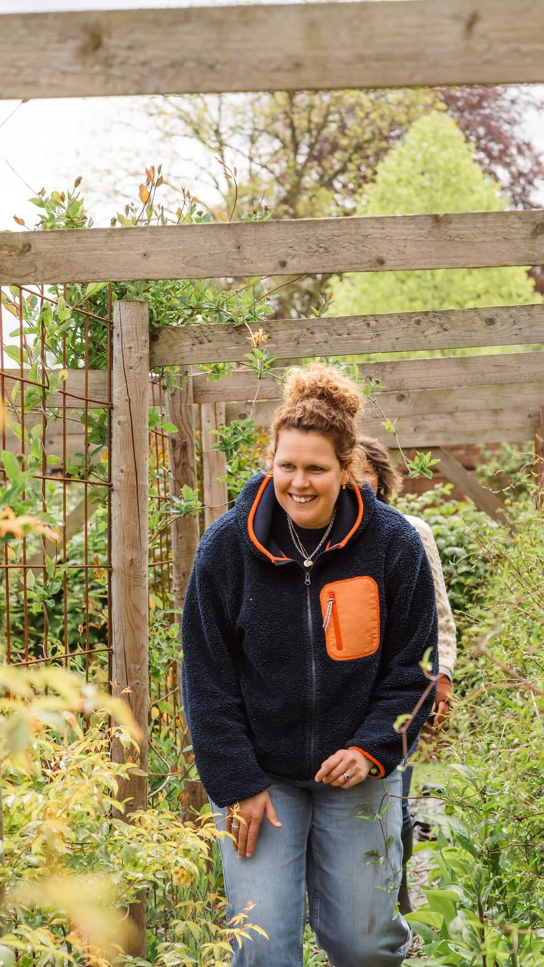 Post 6 by Millie Richardson Flowers on Instagram (video)