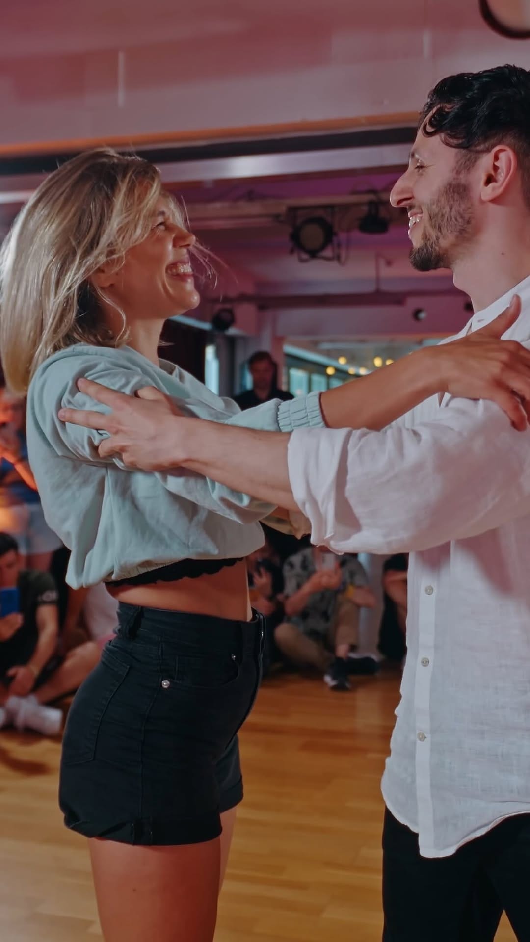 Post 6 by Mahir | Bachata Dance Classes Berlin 🇩🇪 on Instagram (video)