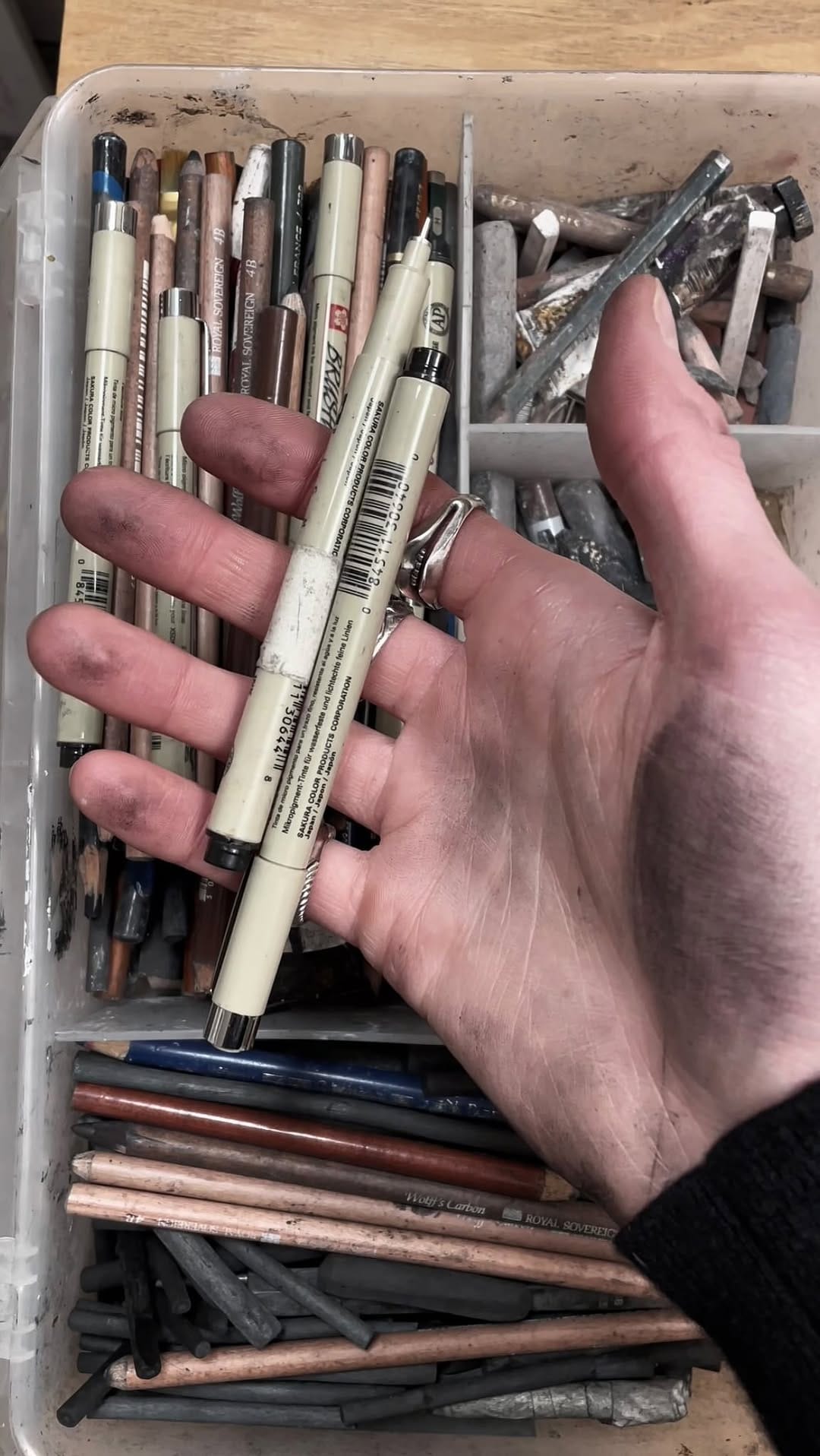Post 4 by KILVAY on Instagram (video)