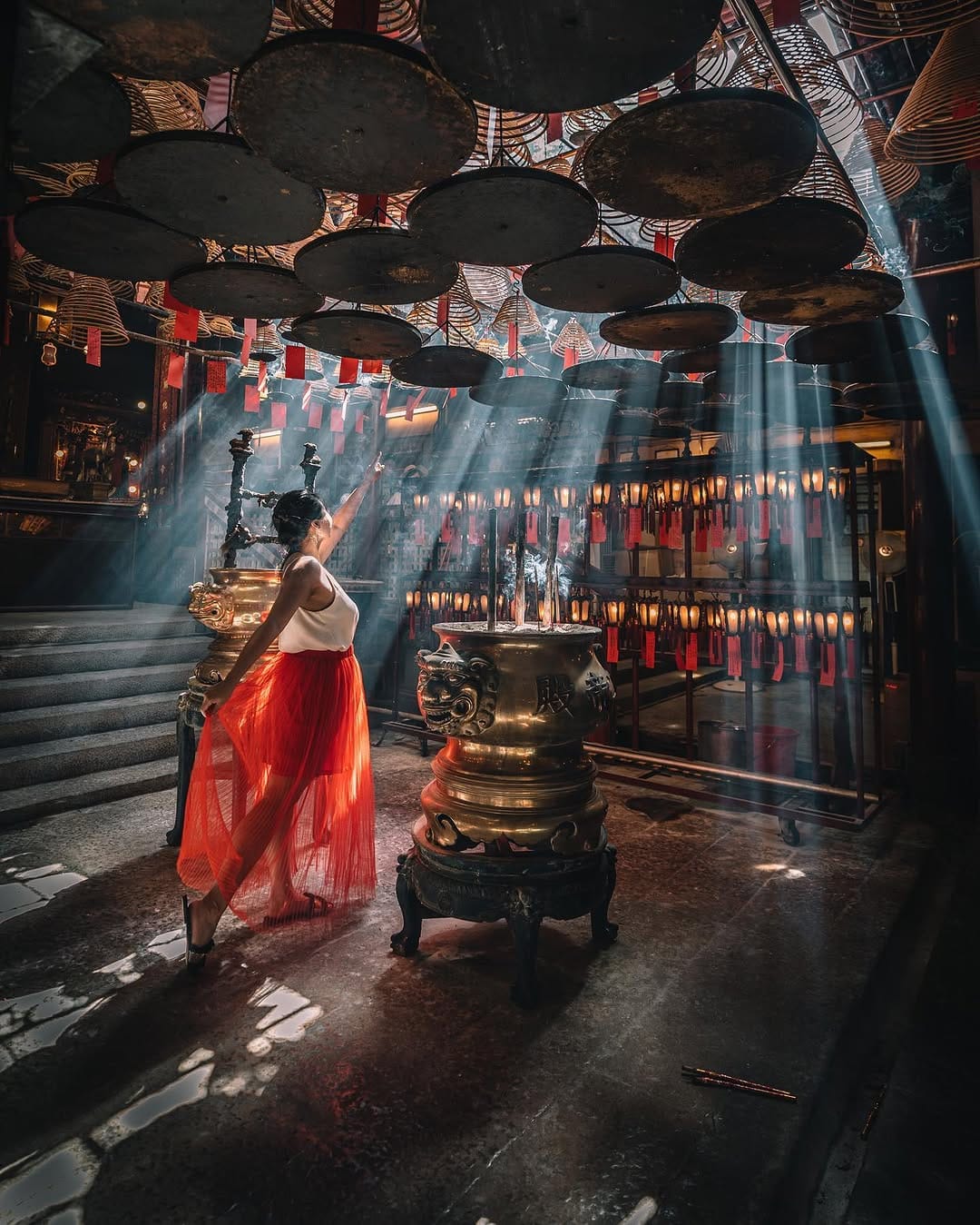 Post 10 by JØE YØNG on Instagram (image)
