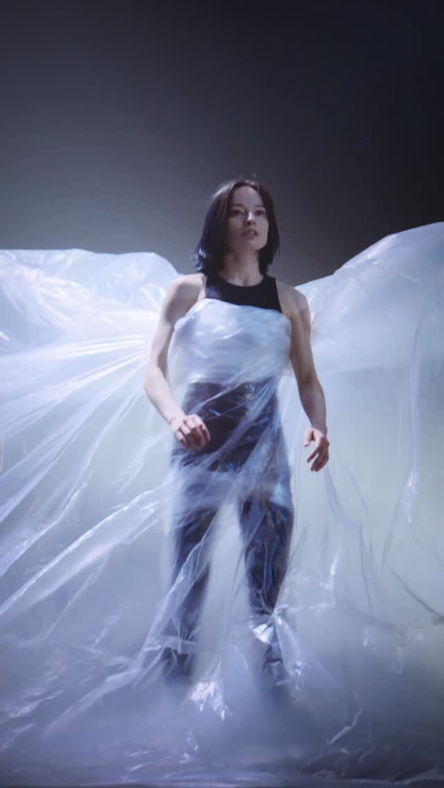 Post 6 by Elizaveta Poliakova on Instagram (video)