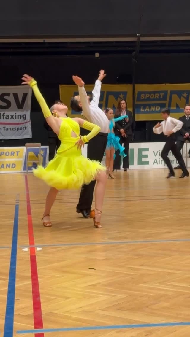 Post 3 by Grün-Gold-Club Bremen e.V. on Instagram (video)