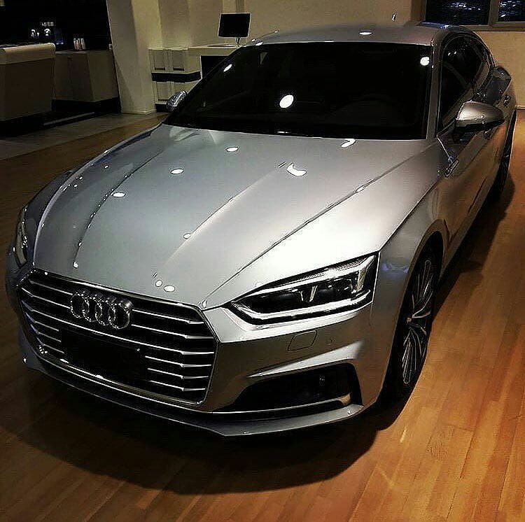 Post 6 by @stunningaudis on Instagram (image)