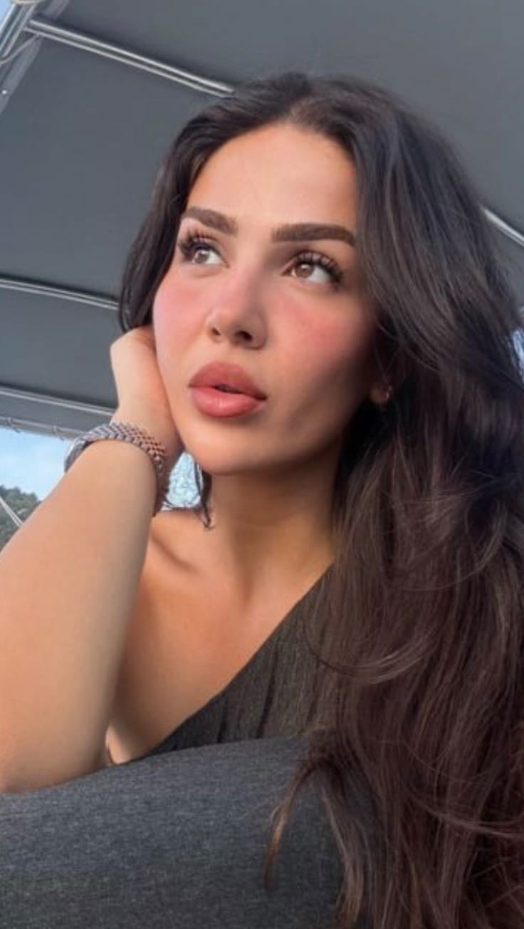 Post 4 by HILA on Instagram (video)