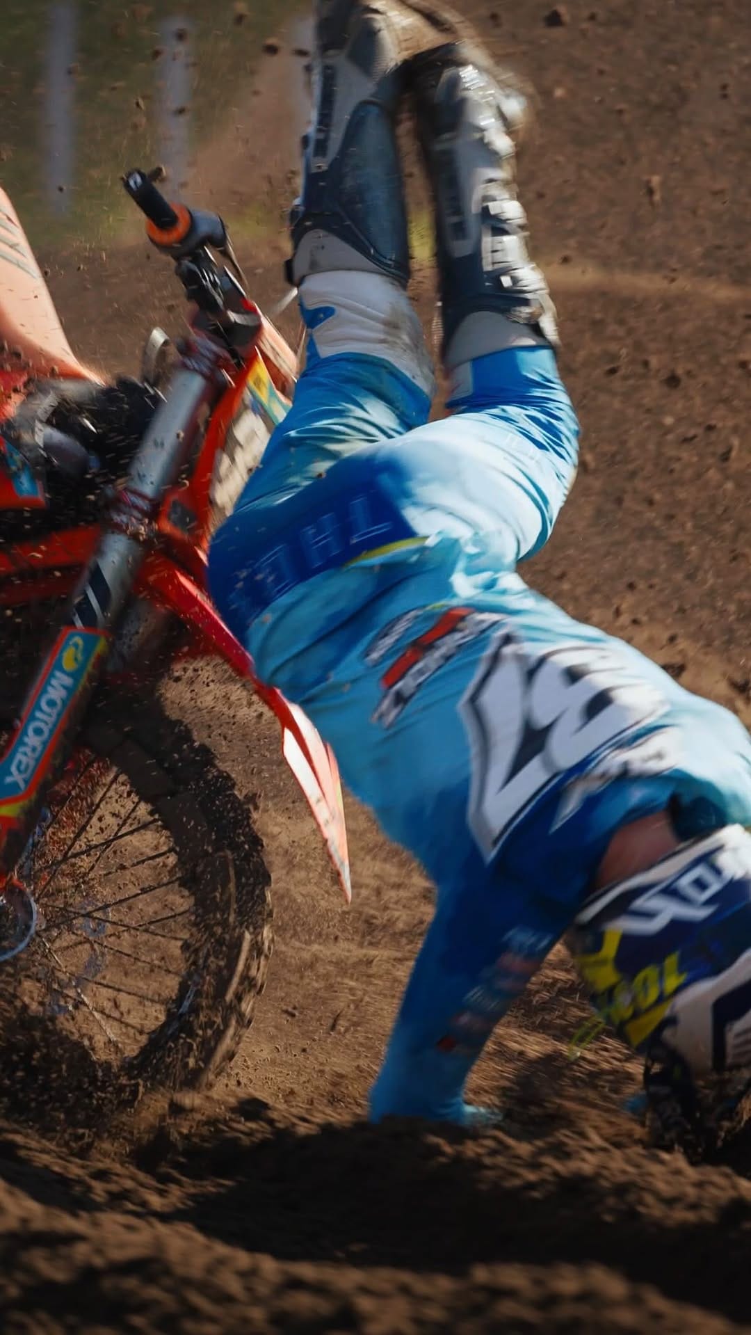 Post 8 by KTM Sarholz Racing Team on Instagram (video)