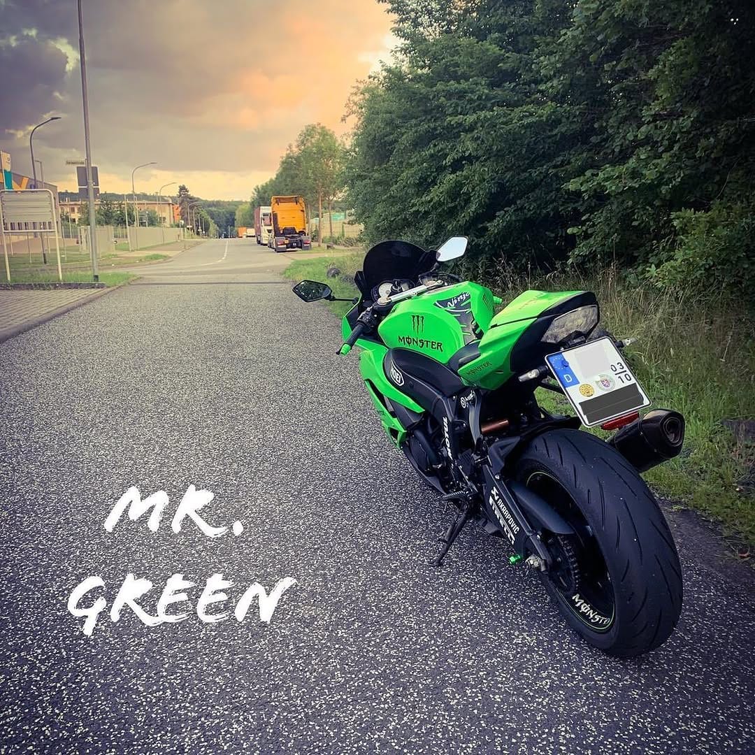 Post 8 by Mr_Green on Instagram (image)