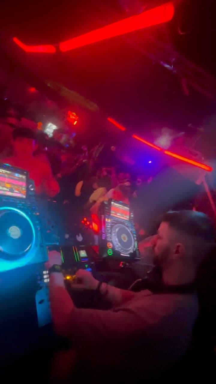 Post 10 by VeselinPetroff on Instagram (video)