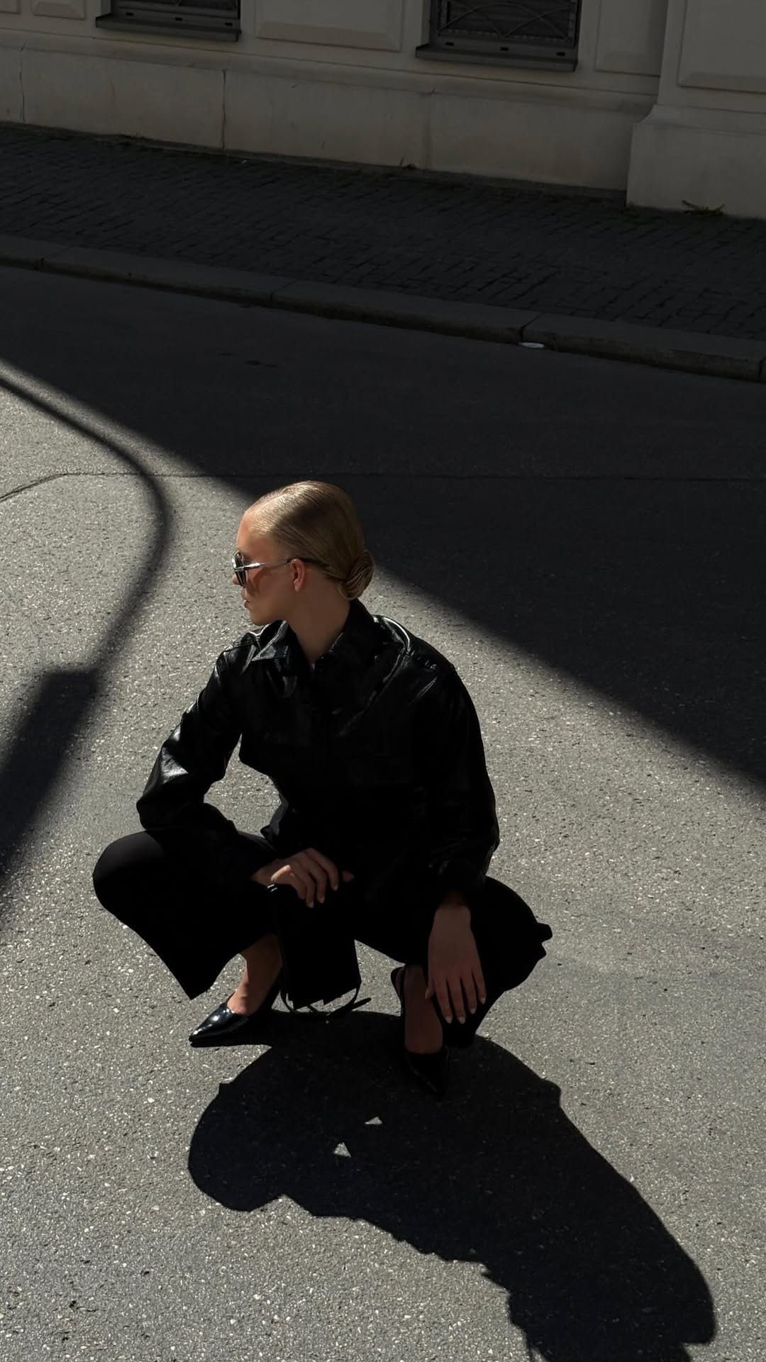 Post 4 by C H I A R A on Instagram (video)