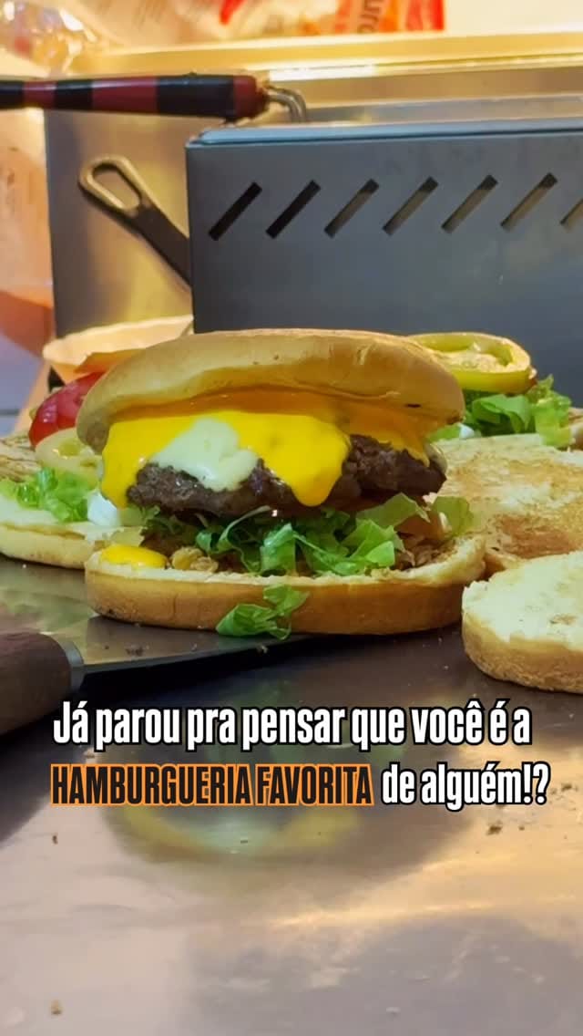 Post 3 by Zó Lanches | Hamburgueria on Instagram (video)