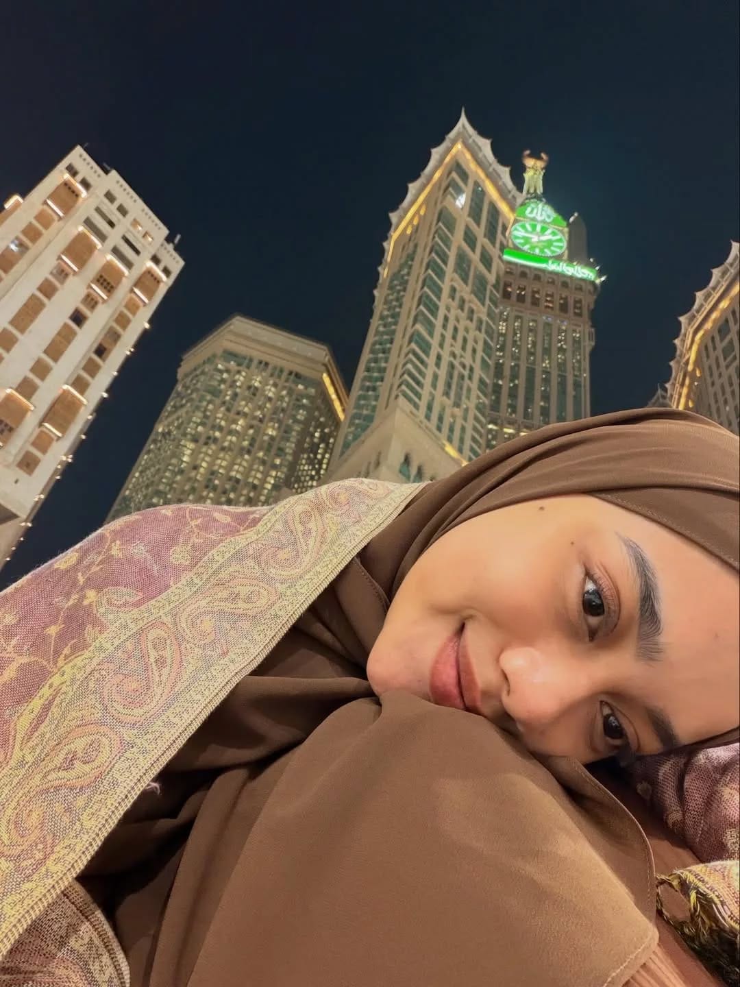 Post 8 by Hijabi Trendy on Instagram (carousel)