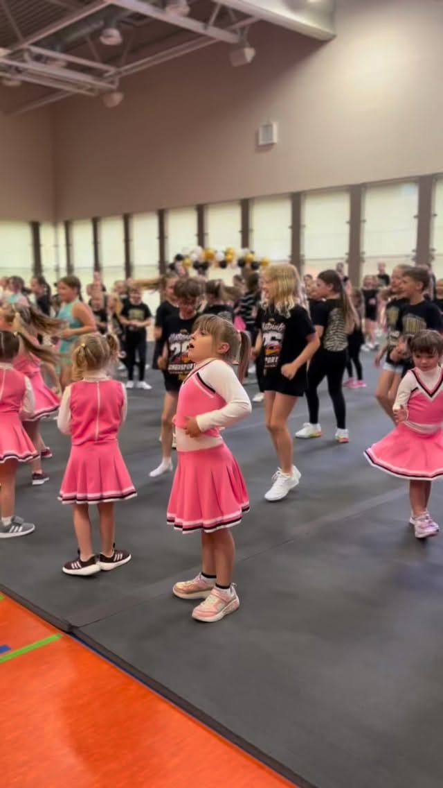 Post 1 by CheerMANIA Auerbach on Instagram (video)