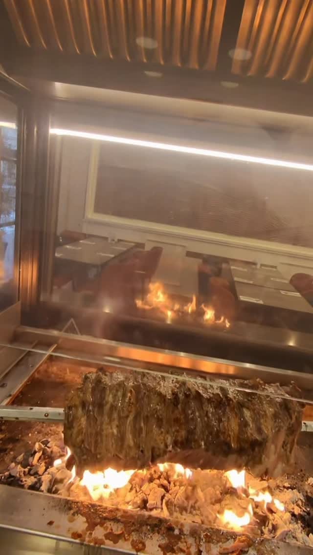 Post 9 by MANGAL Restaurant official ® on Instagram (video)