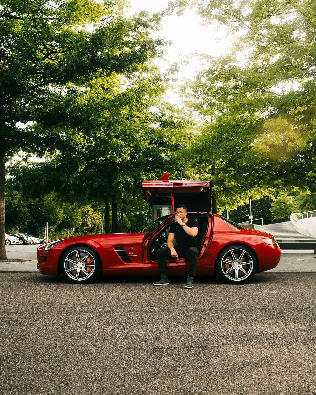 Post 8 by Tobias Henreich on Instagram (image)