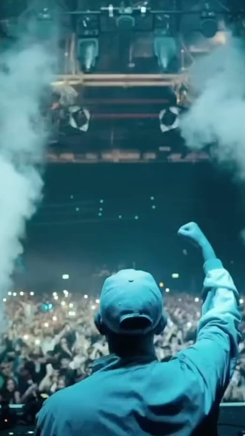 Post 5 by EssentialDanceMusic on Instagram (video)