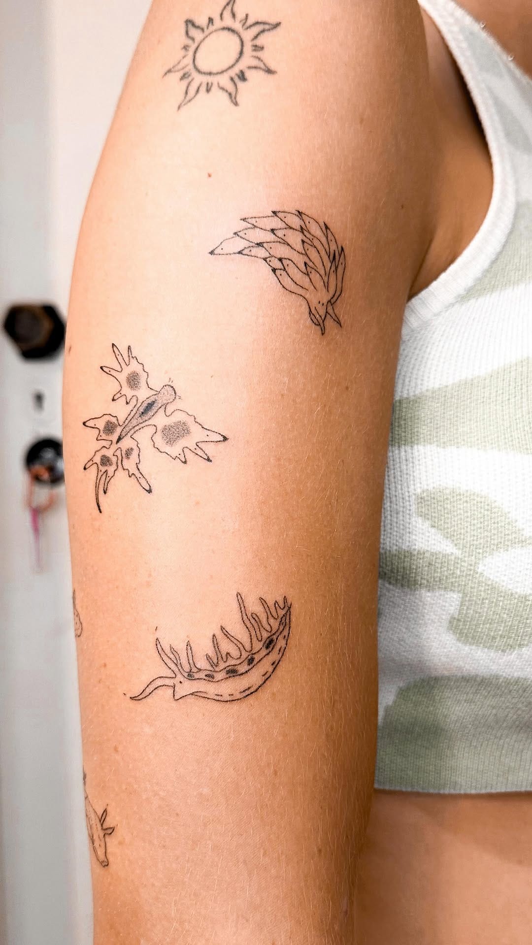 Post 5 by Art By Mia☽ on Instagram (video)