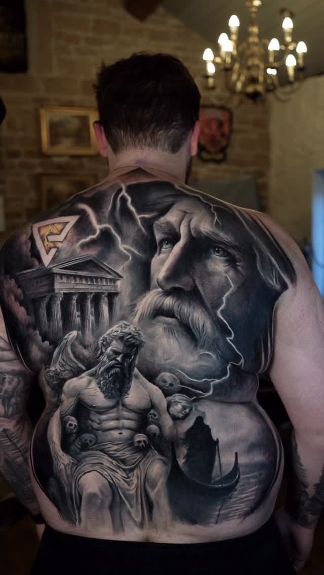 Post 4 by Liverpool Tattoo Artist - Antonio Bianco on Instagram (video)