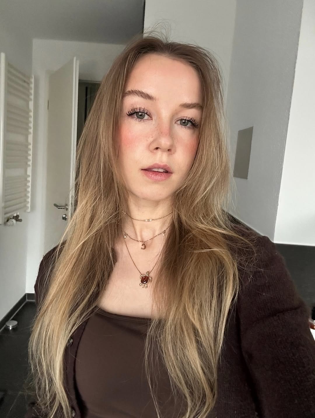 Post 4 by Coco on Instagram (carousel)