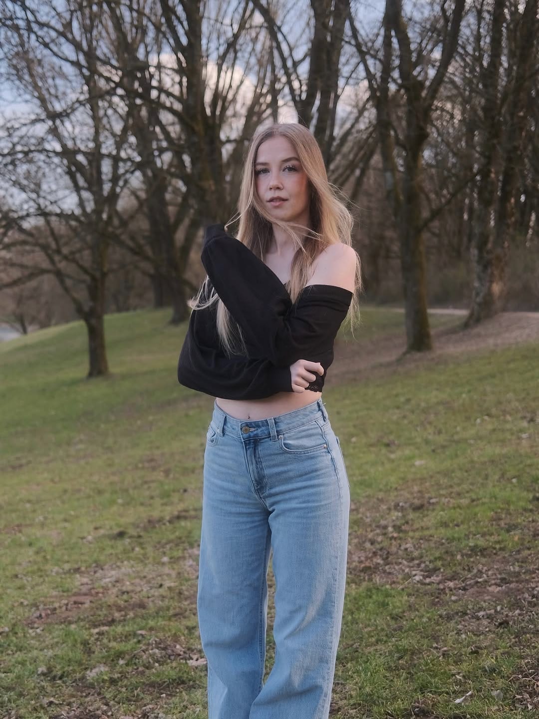 Post 6 by Coco on Instagram (carousel)