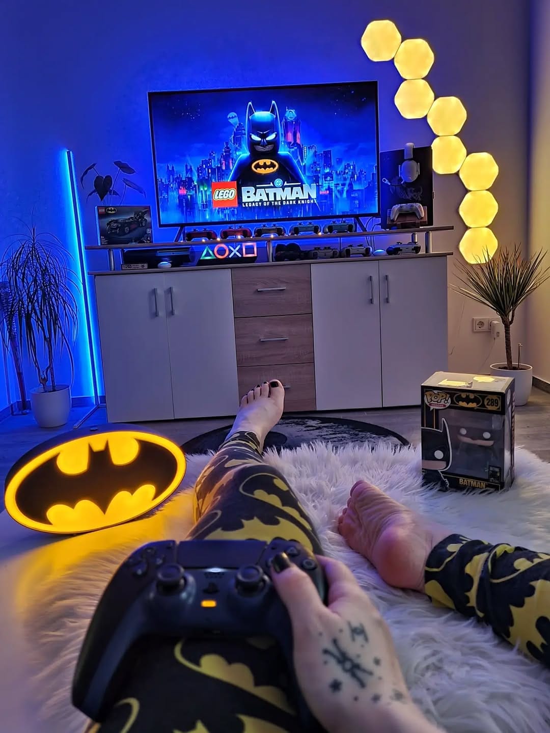 Post 4 by ANGIE | PS5 | XBOX | NINTENDO | PC on Instagram (carousel)
