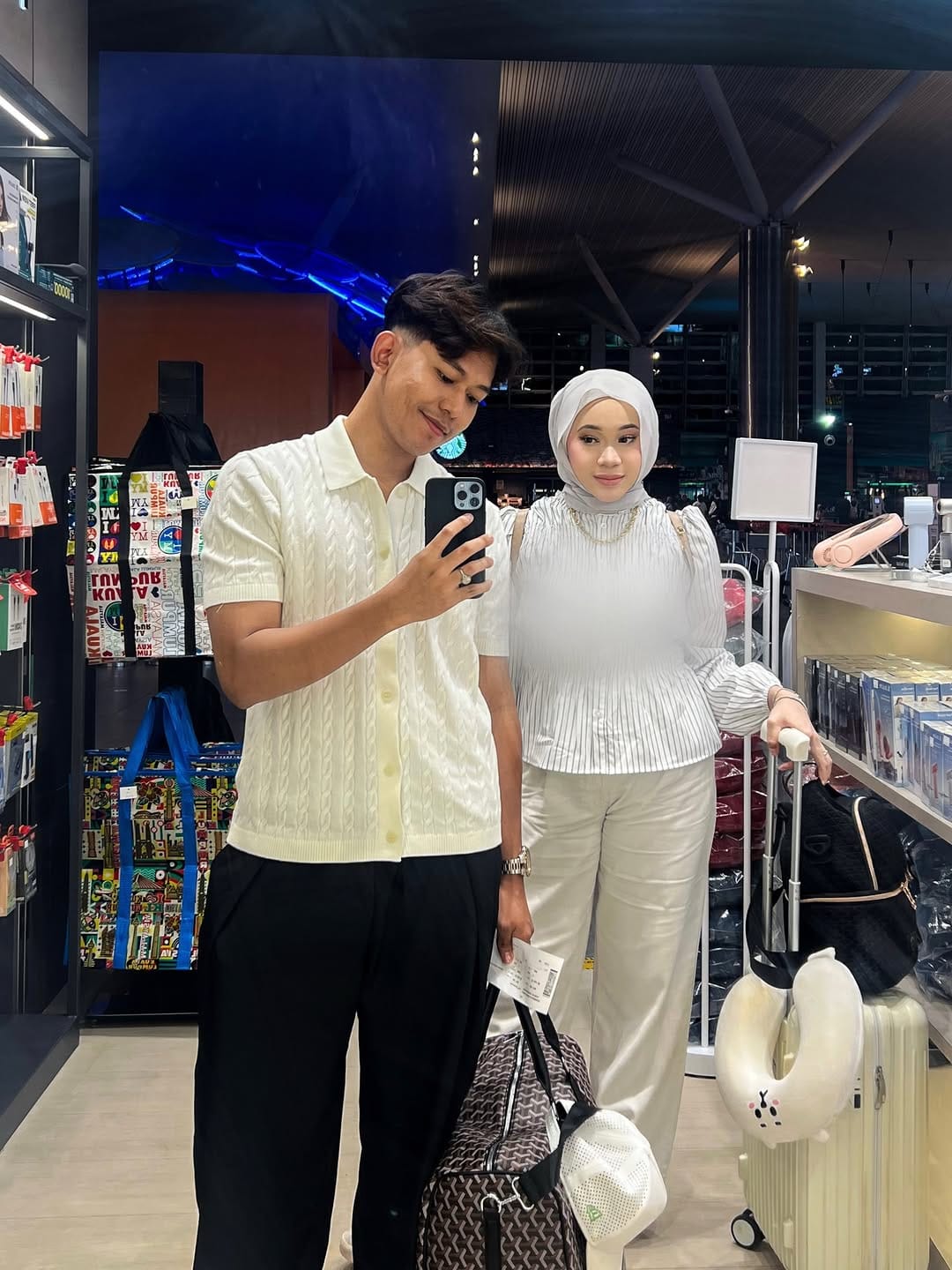 Post 3 by ZAHIR 🥀 on Instagram (carousel)