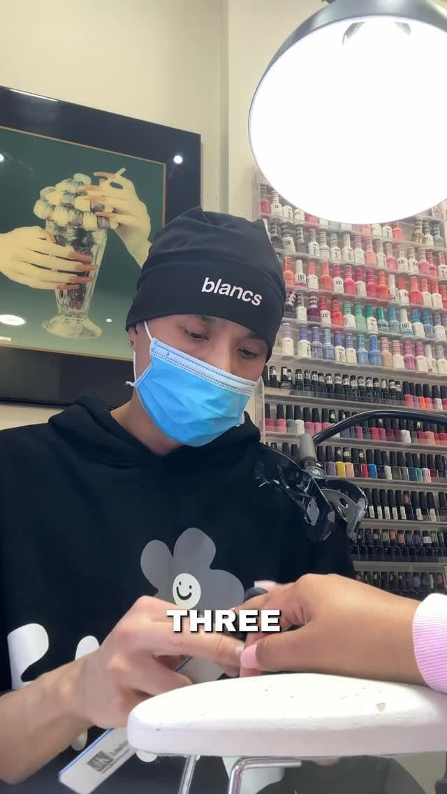 Post 3 by JohnsonLeNails on Instagram (video)