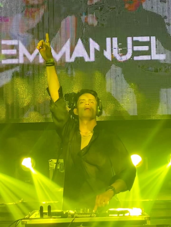 Post 8 by EMMANUEL CAVALCANTE | DJ on Instagram (carousel)