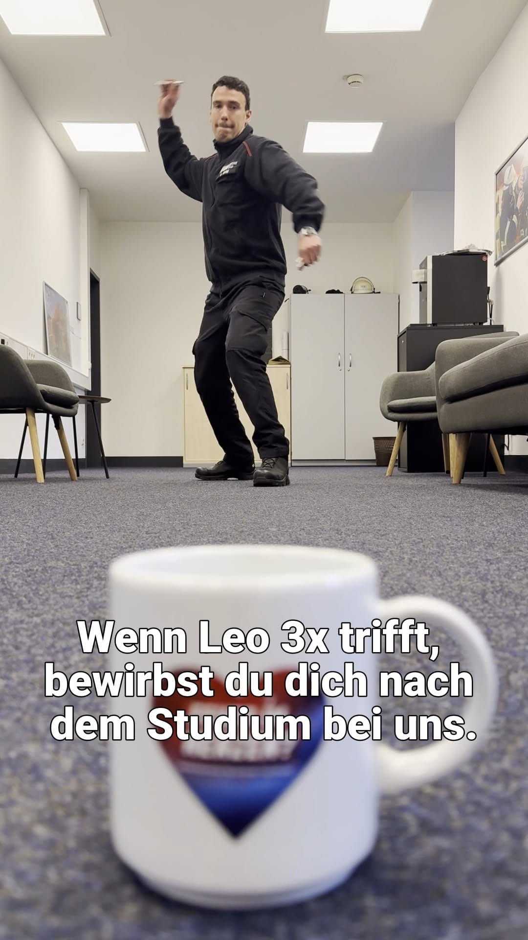 Post 2 by Feuerwehr Hamburg - Karriere on Instagram (video)