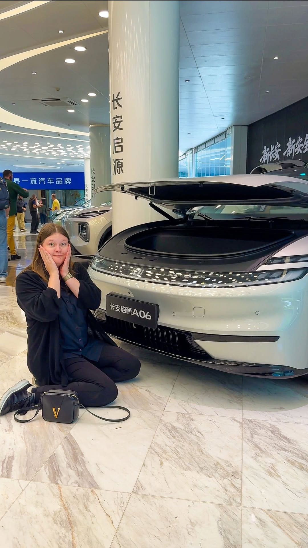 Post 5 by Vanessa Lisa Oelmann on Instagram (video)