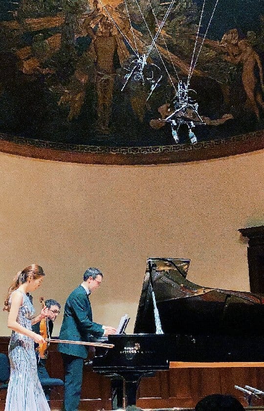 Post 6 by Julia Hwang on Instagram (video)