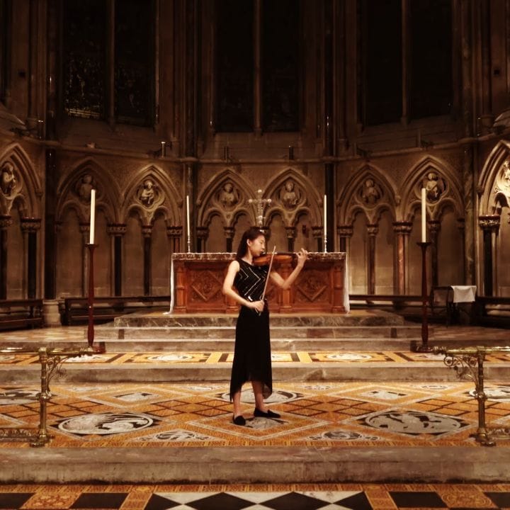 Post 10 by Julia Hwang on Instagram (video)